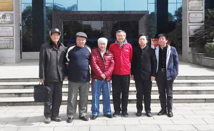 “桥痴”上官兴教授赞龙8头号玩家智能立异精神