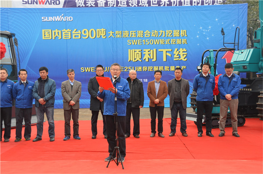 新品下线&精品批量上市：龙8头号玩家智能“组合拳”逆势出击