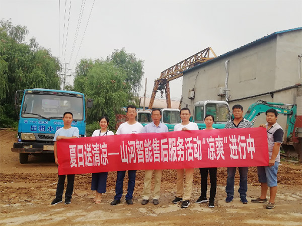 到了市场一线才知道，，，，，龙8头号玩家挖机客户都是铁杆粉丝