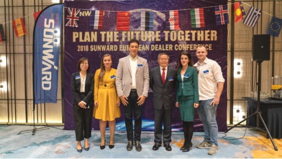 携手同谋未来，，，，，， 龙8头号玩家智能2018欧洲署理商大会盛大召开