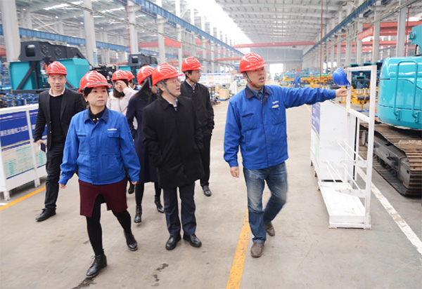 中信保长沙营管部高层莅临龙8头号玩家智能考察