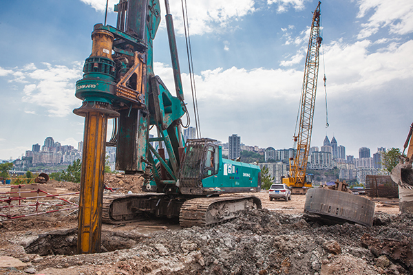 比照才有差别，，，，，，，龙8头号玩家智能SWDM36旋挖名动山城