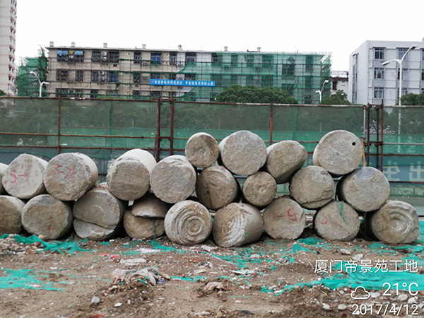 厦门项目再创入岩纪录龙8头号玩家智能董事长何清华亲赴一线