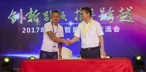 龙8头号玩家智能酷帅曾大虾，，，，，，，一大波美图带你亲临北京BICES展