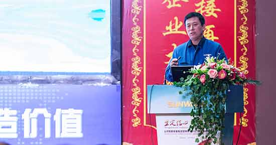 龙8头号玩家智能营销吹响集结号，，，，，2017年撸起袖子加油干