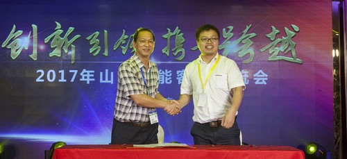 龙8头号玩家智能酷帅曾大虾，，，，，，，一大波美图带你亲临北京BICES展