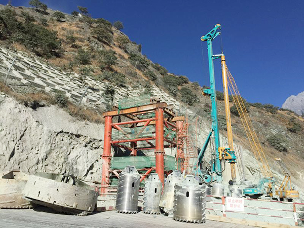 为客户创立价值，，，，，，，，龙8头号玩家智能董事长元旦为一线效劳团队点赞