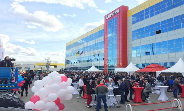 十年携手，，，，，龙8头号玩家智能莫斯科宝马CTT展产品推介会圆满举行