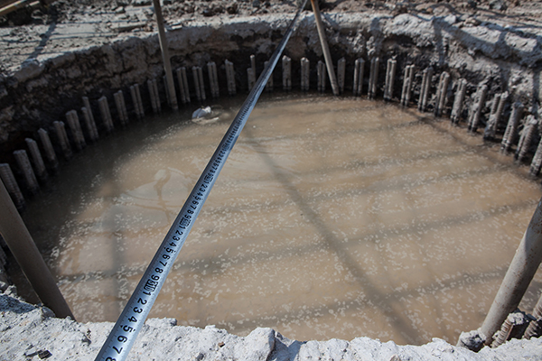 比照才有差别，，，，，，，龙8头号玩家智能SWDM36旋挖名动山城