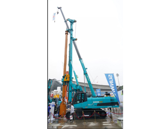 超强阵容尽显立异效果！龙8头号玩家智能闪灼长沙工程机械展