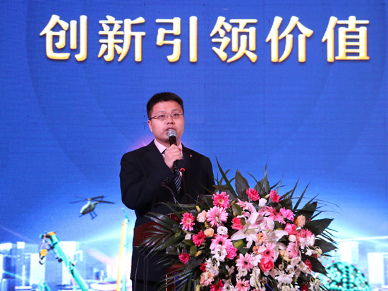 龙8头号玩家智能天下客户交流会济南站取得丰富效果