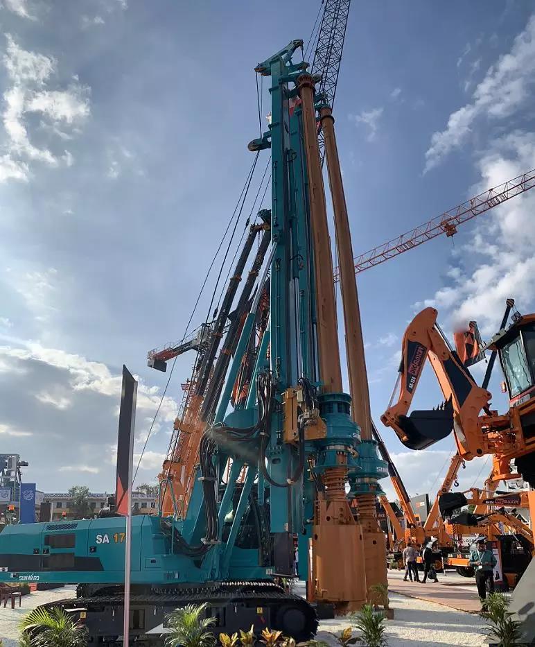 ACE授予龙8头号玩家智能最佳国际战略相助同伴殊荣