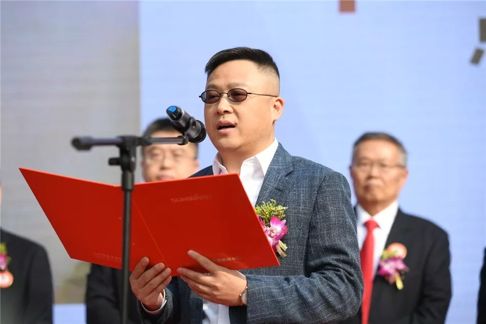 我国首批洞内交流式双模盾构机下线