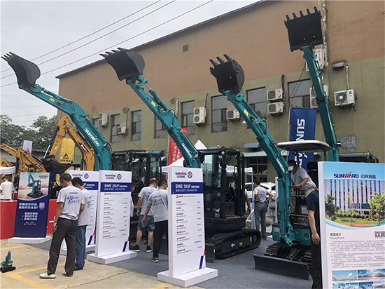 【小身板 着述为】龙8头号玩家智能燃爆2019微挖大会