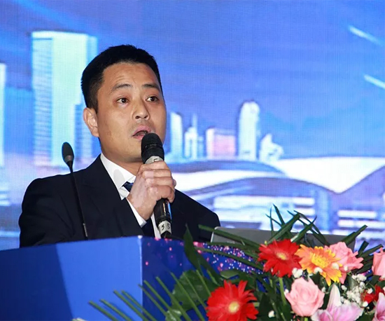 同心同梦，，，，，龙8头号玩家智能全球客户交流会武汉站盛大举行