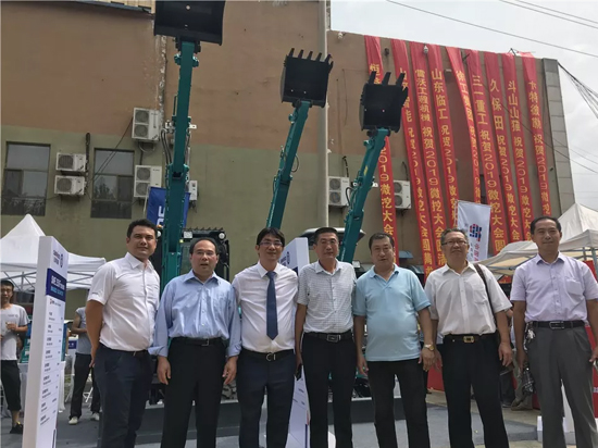 【小身板 着述为】龙8头号玩家智能燃爆2019微挖大会