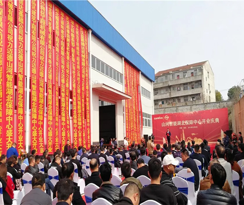 同心同梦，，，，，龙8头号玩家智能全球客户交流会武汉站盛大举行