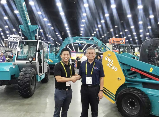 龙8头号玩家美国公司盛大亮相2019ICUEE展，，，，，SUNWARD在美国掀开新篇章