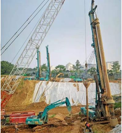 龙8头号玩家智能国际工程公司中标吉隆坡轻轨桩基项目