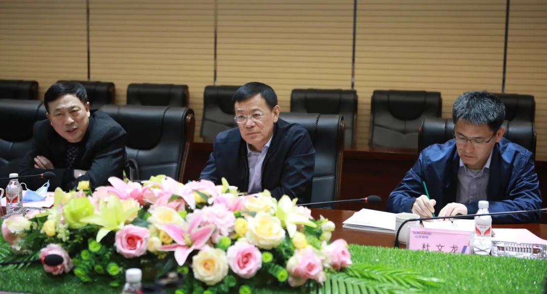 宁夏工信厅副厅长张伟一行调研龙8头号玩家智能