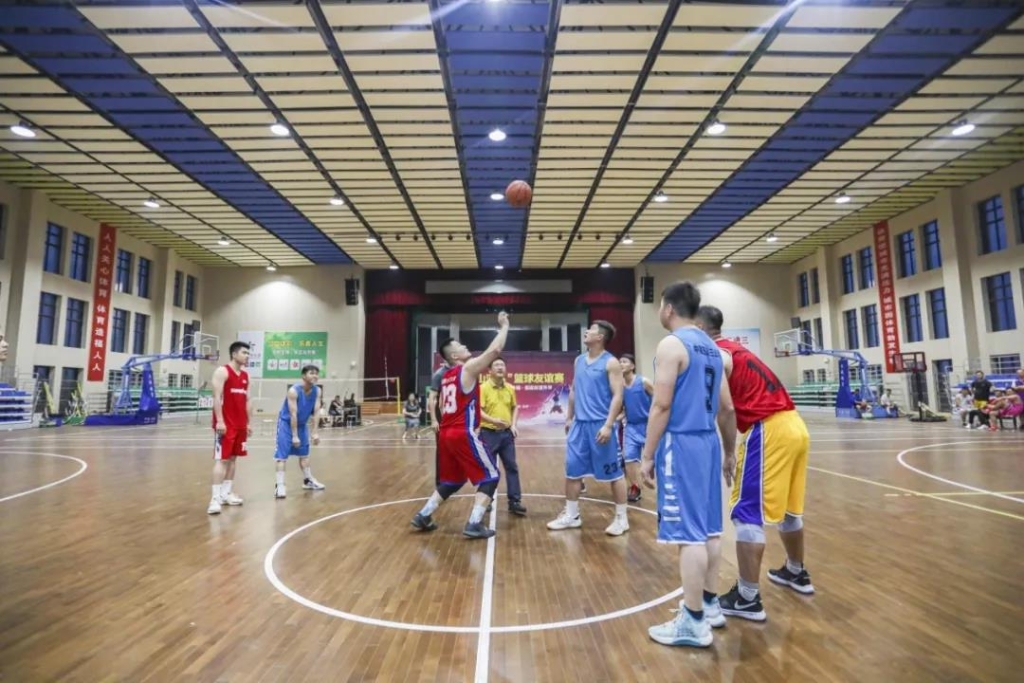 “520” 龙8头号玩家智能以球会友中建五局三公司