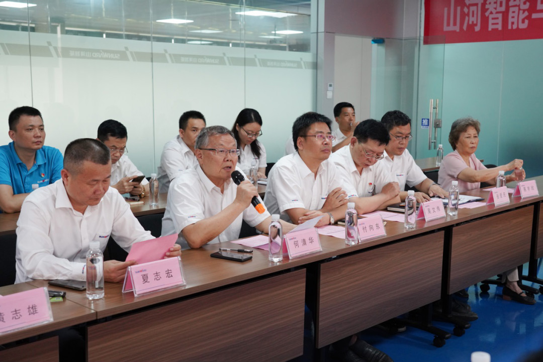 龙8头号玩家学院（龙8头号玩家党校）揭牌暨龙8头号玩家智能与湖南大学人才作育战略相助签约仪式圆满举行