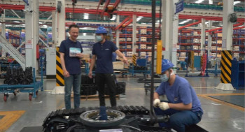 龙8头号玩家智能打造线上微挖盛宴，，，，，，，，十万用户围观