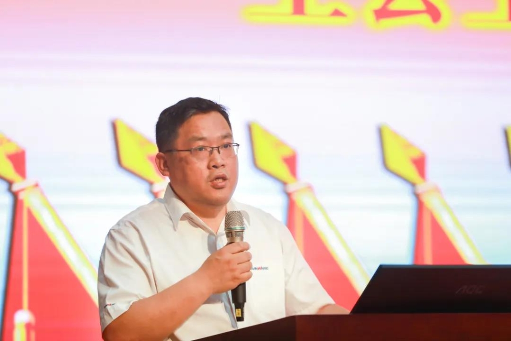 凝心聚力 迎接挑战 共赢龙8头号玩家 ——龙8头号玩家智能五届三次“双代会”胜利召开