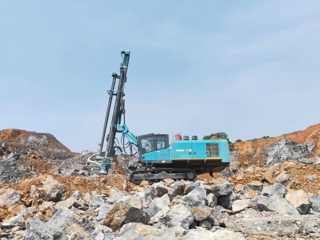 一连深耕细分市场。。。。。。，，，，龙8头号玩家凿岩加速推新