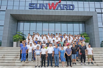 传承革命先烈精神，，，，，，双促双融助力生长——龙8头号玩家智能、市疾控中心联合开展主题党日活动