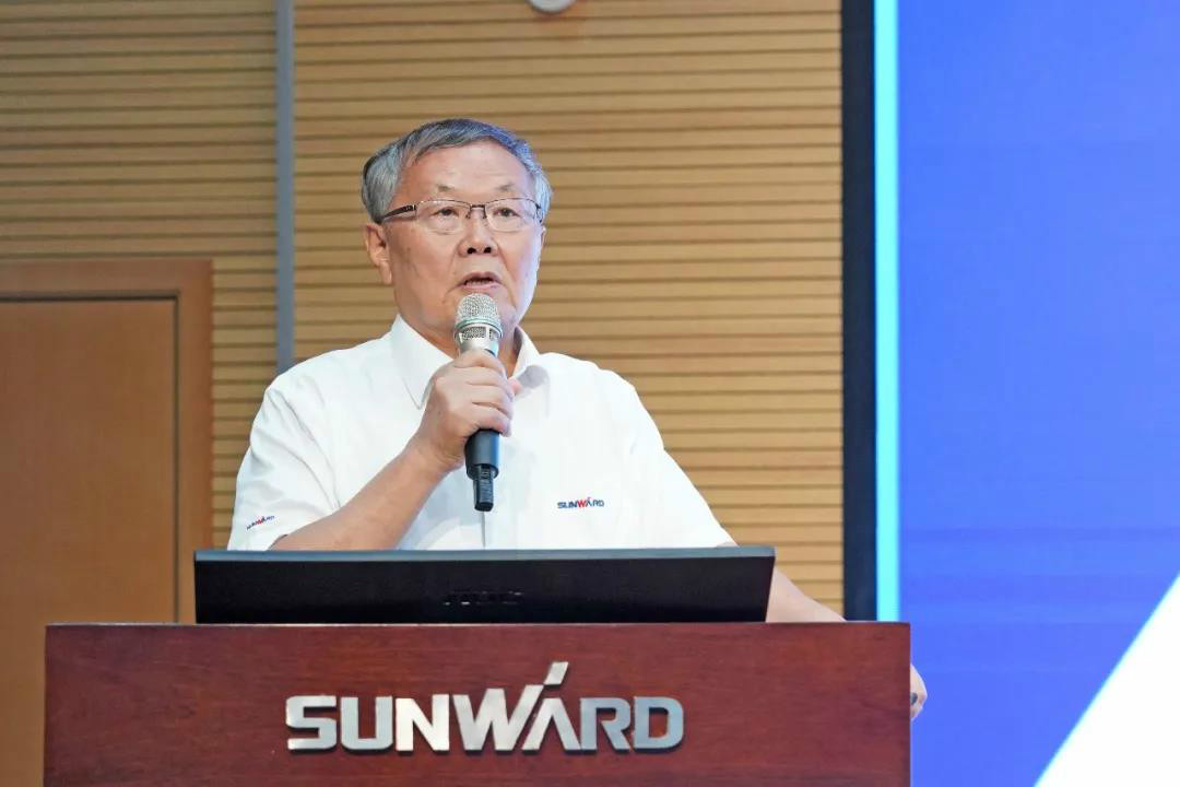 治理下移见效果，，，，，，，，业绩大增再起劲——龙8头号玩家智能2020年半年度谋划事情聚会盛大召开