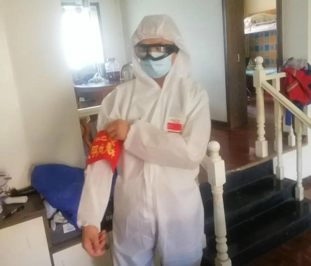 有你们，，，，，龙8头号玩家无畏！——龙8头号玩家人新疆抗疫