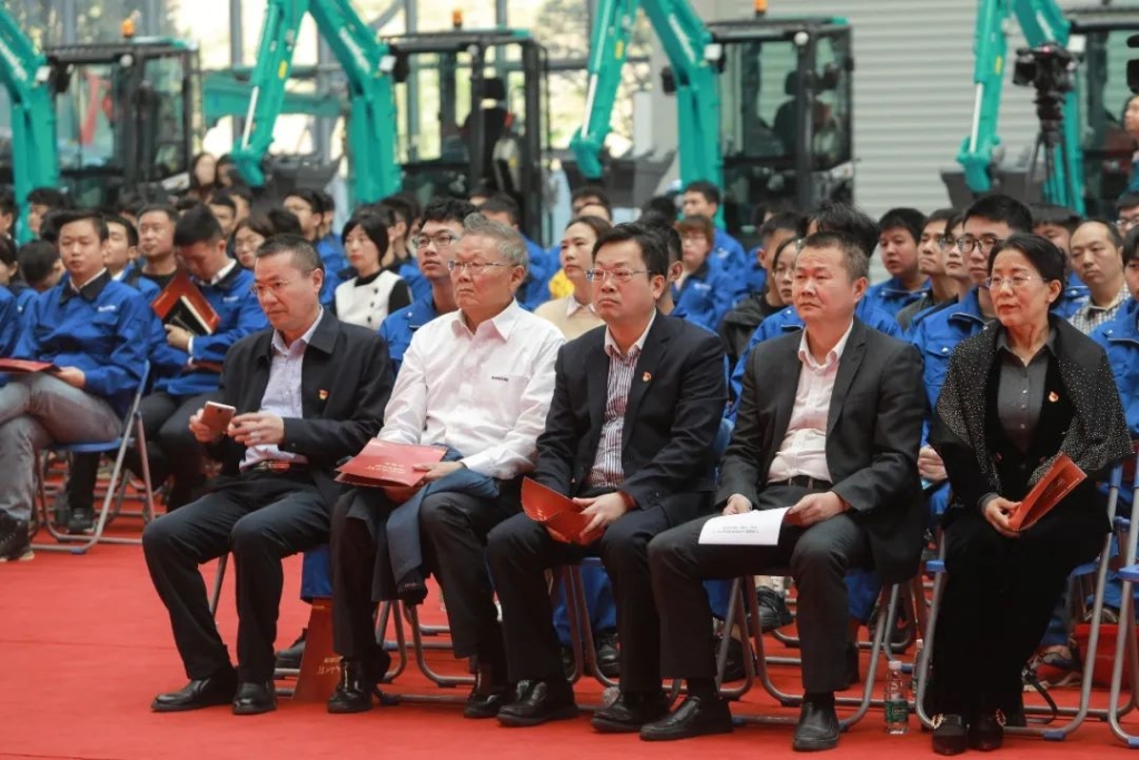 “学习新头脑 长沙微宣讲 就认这个理”专题微宣讲在龙8头号玩家智能举行