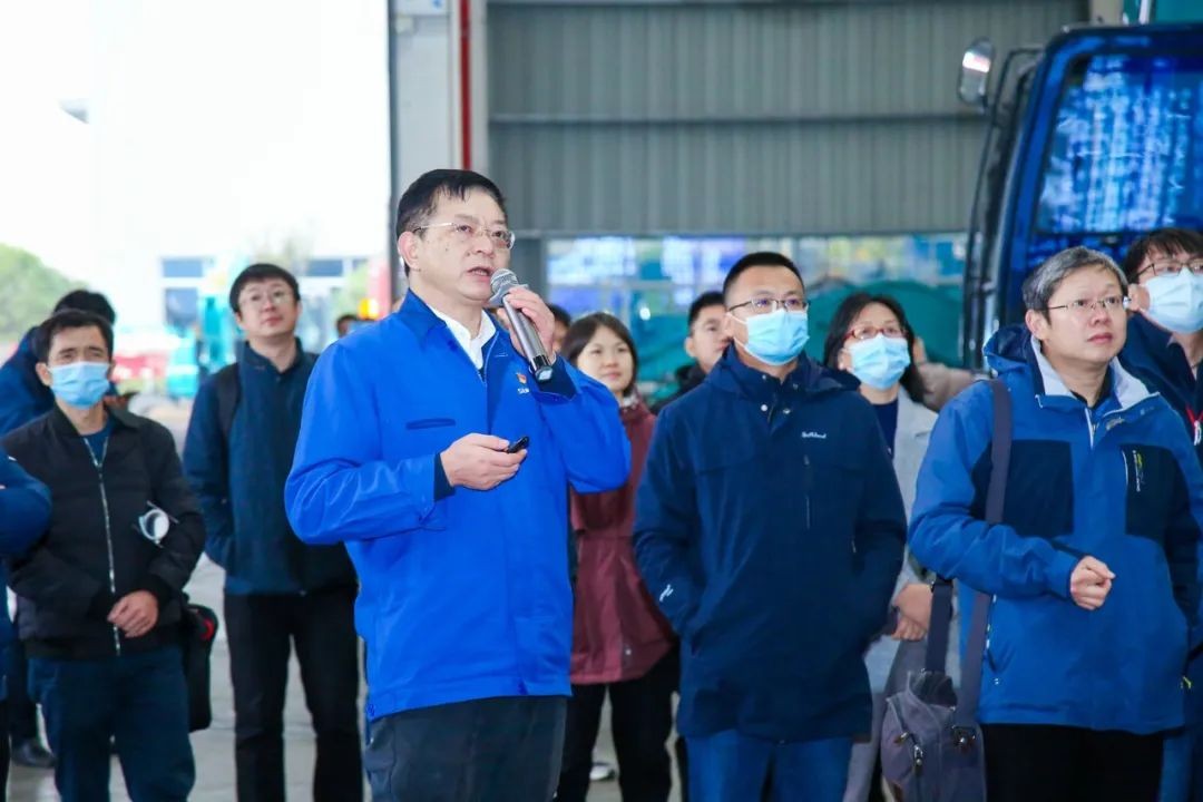 2020航天先进制造手艺国际钻研会代表团考察龙8头号玩家智能