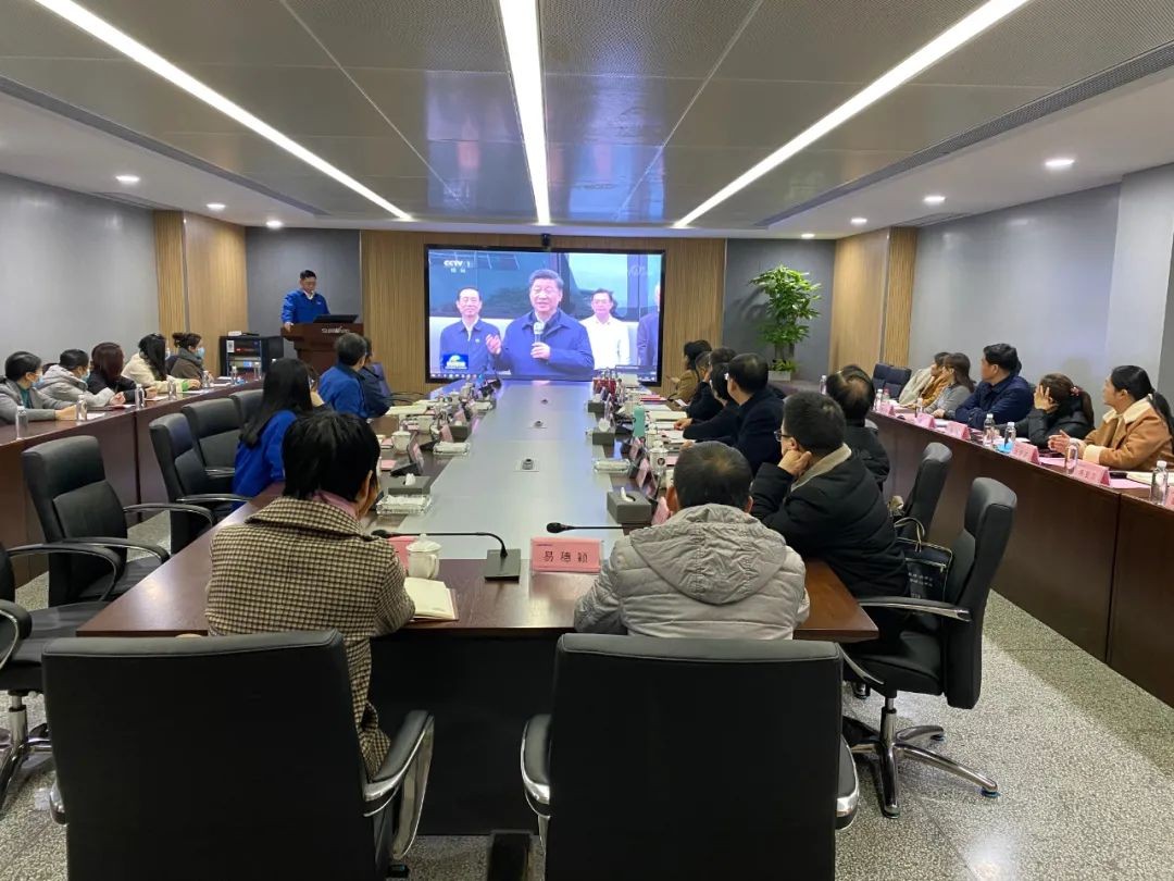 市贸促会赴龙8头号玩家智能开展主题党日活动