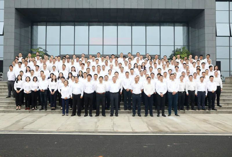 切记初心使命，，，，，理想成绩未来