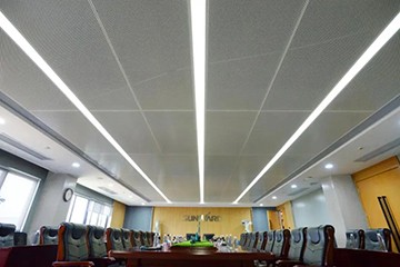 龙8头号玩家智能总部大楼荣获芙蓉奖