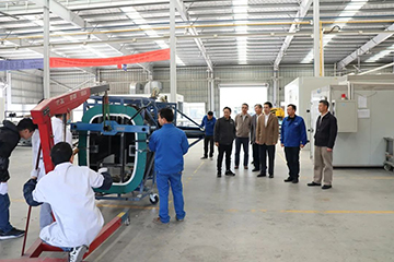 民航中南局副局长陈维调研龙8头号玩家科技