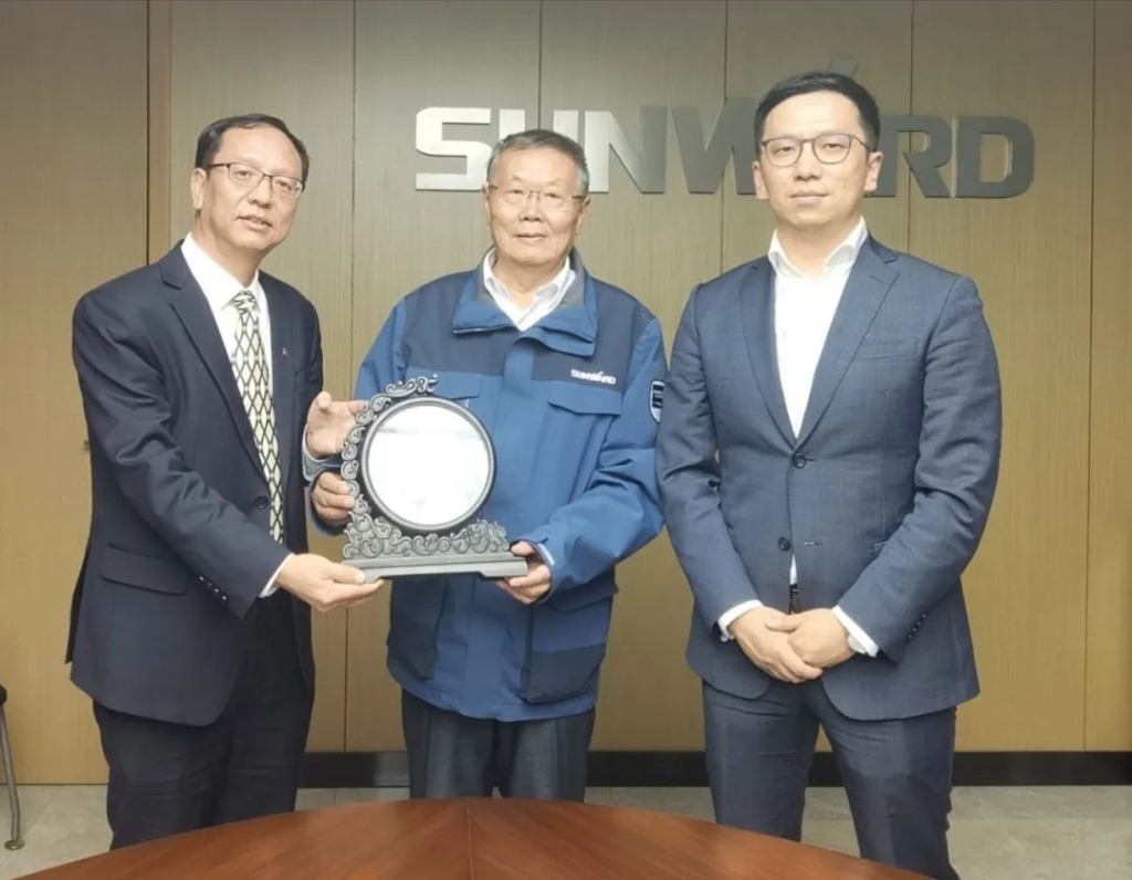 摩根士丹利银行亚洲有限公司批发银行新加坡分行向导考察龙8头号玩家智能