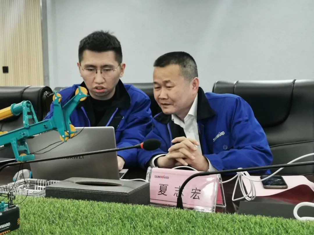 龙8头号玩家智能召开2020年年度业绩说明会