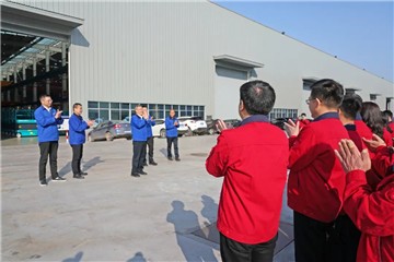 开工大吉！@龙8头号玩家人，，，，，，，，一起犇向春天