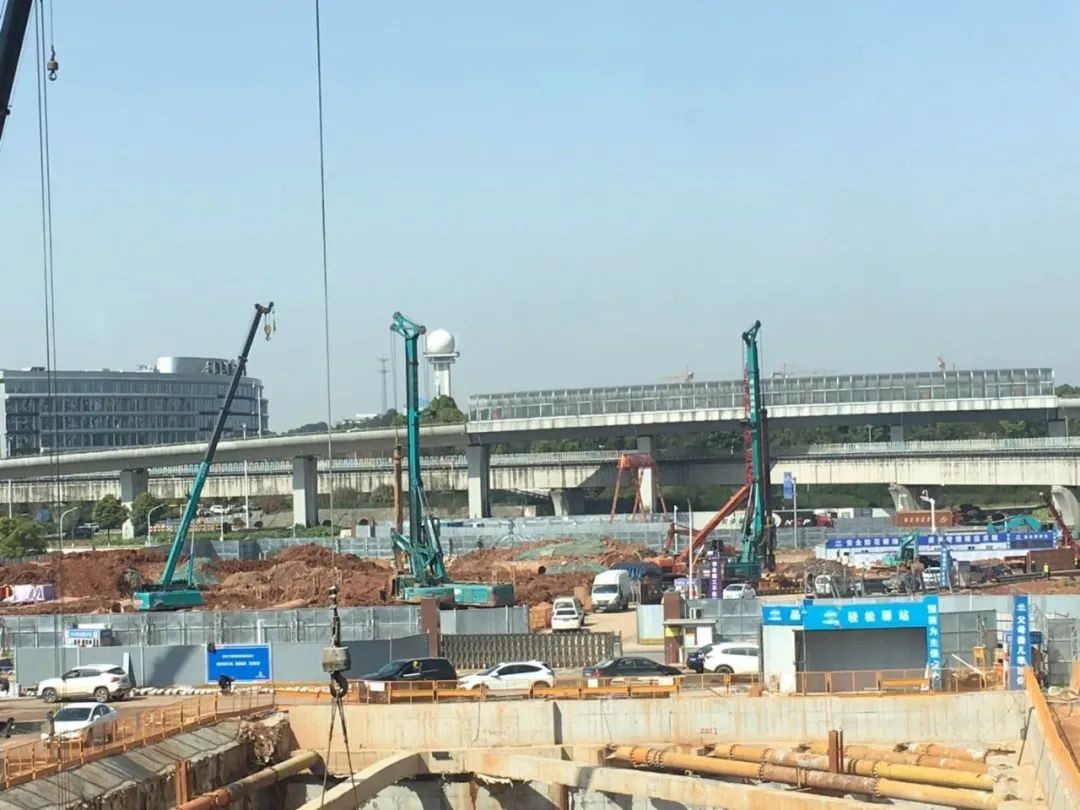 超强施工组合！龙8头号玩家智能助力长沙地铁6号线建设