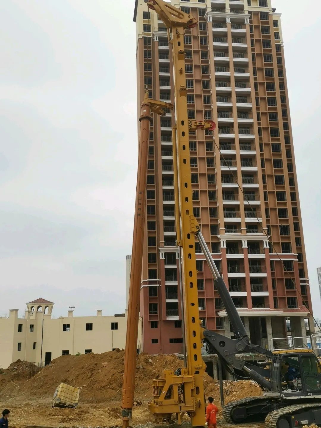 龙8头号玩家智能钻杆乐成开发新市场