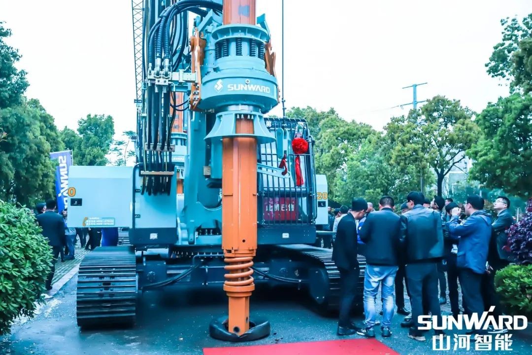 龙8头号玩家智能天下交流会南昌站大获乐成