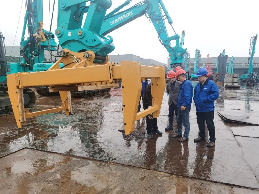 大庆油田工程建设有限公司考察龙8头号玩家智能