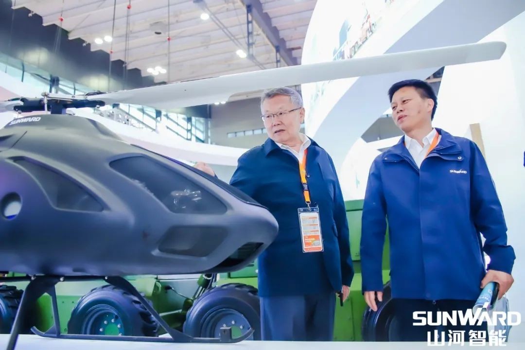 “龙8头号玩家绿”亮相长沙国际工程机械展，，，，，，，，50余款产品尽显龙8头号玩家智能立异实力