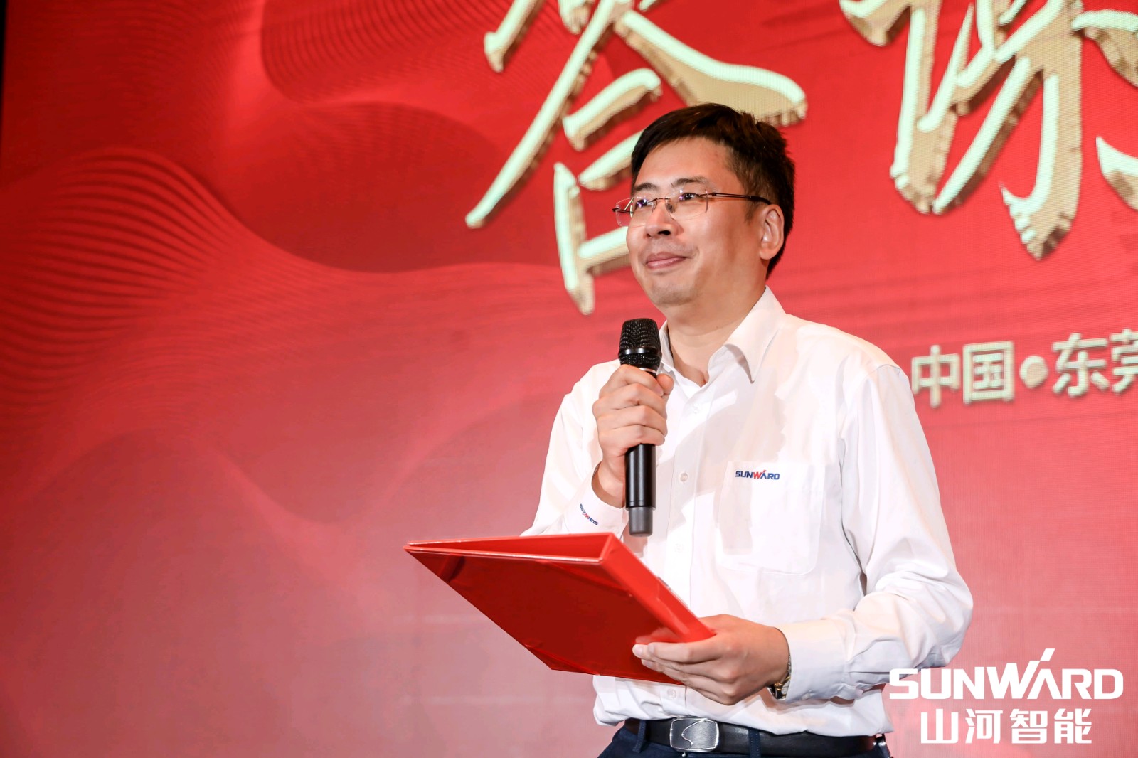 创桩工行业交流会最高纪录！龙8头号玩家智能2021年天下客户交流会东莞站圆满举行