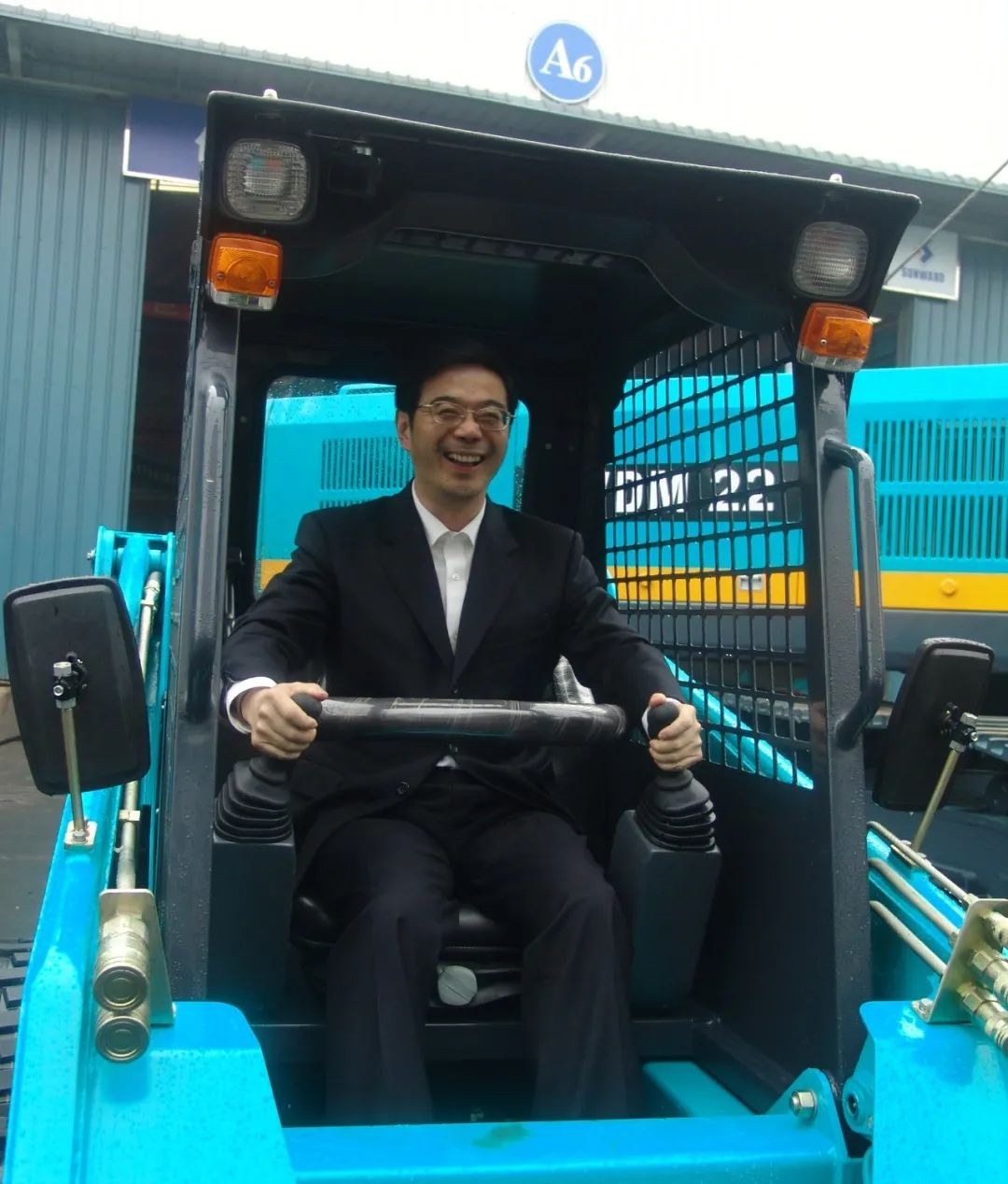 周强调研龙8头号玩家智能：增强知识产权保；；；；；；； 效劳立异驱动生长