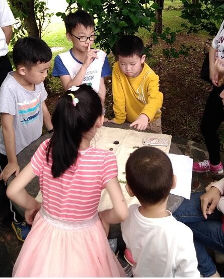 大手牵小手·“顽”转六一，，，，，，，龙8头号玩家智能首次六一亲子主题活动圆满举行