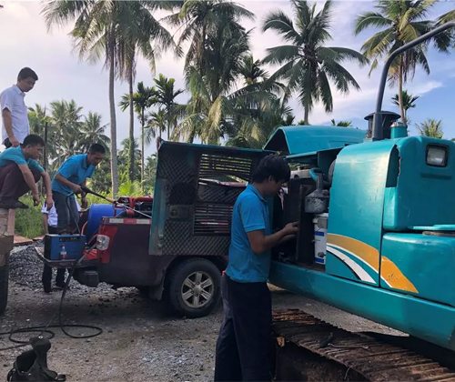 作为村里的创富标杆，，，，，陈老板的∶院爱将”事实是谁？？？？？？？